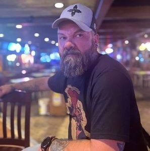 Meet your Posher, Jonathan